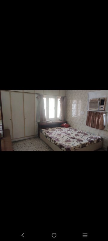 Bedroom in 4 BHK Villa at Maruti Neelkanth Bungalows, Satellite – for Rent