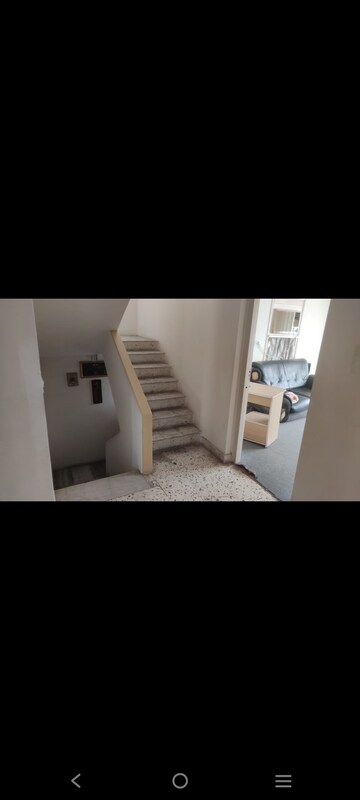 Furnished Amenities in 4 BHK Villa at Maruti Neelkanth Bungalows, Satellite – for Rent