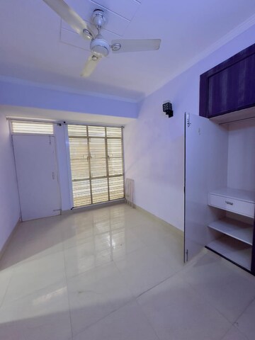 Master Bedroom in 3 BHK Apartment at Sector 3 Dwarka – for Rent
