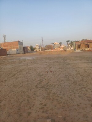  Plot For Sale in Dheeraj Nagar
