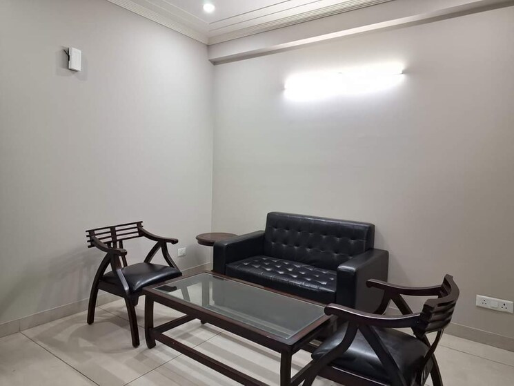 Swimming Pool, sector 10a 2 Bedroom 165 Sq.Ft. Builder Floor In Sector 10a Gurgaon 8461309