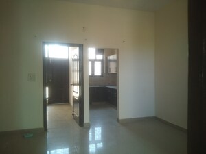 2 BHK Apartment For Sale in OP Floridaa, Sector 82