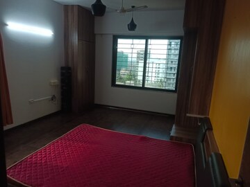 Bedroom in 2 BHK Apartment at AP Mahir, Santacruz West – for Rent