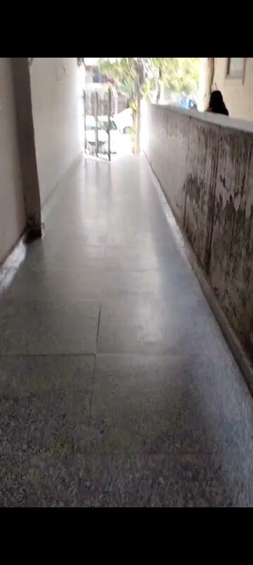 Furnished Amenities in 2 BHK Builder Floor at Vaishali – for Sale