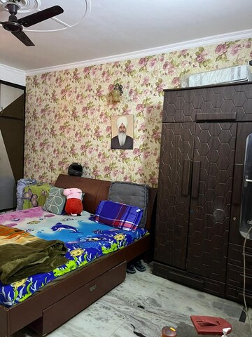 Bedroom in 4 BHK Builder Floor at Green Fields Colony – for Sale