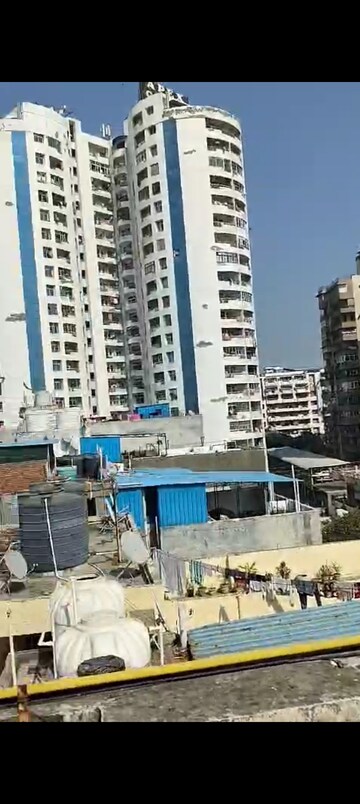 Living Room in 2 BHK Builder Floor at Vaishali Sector 2 – for Sale