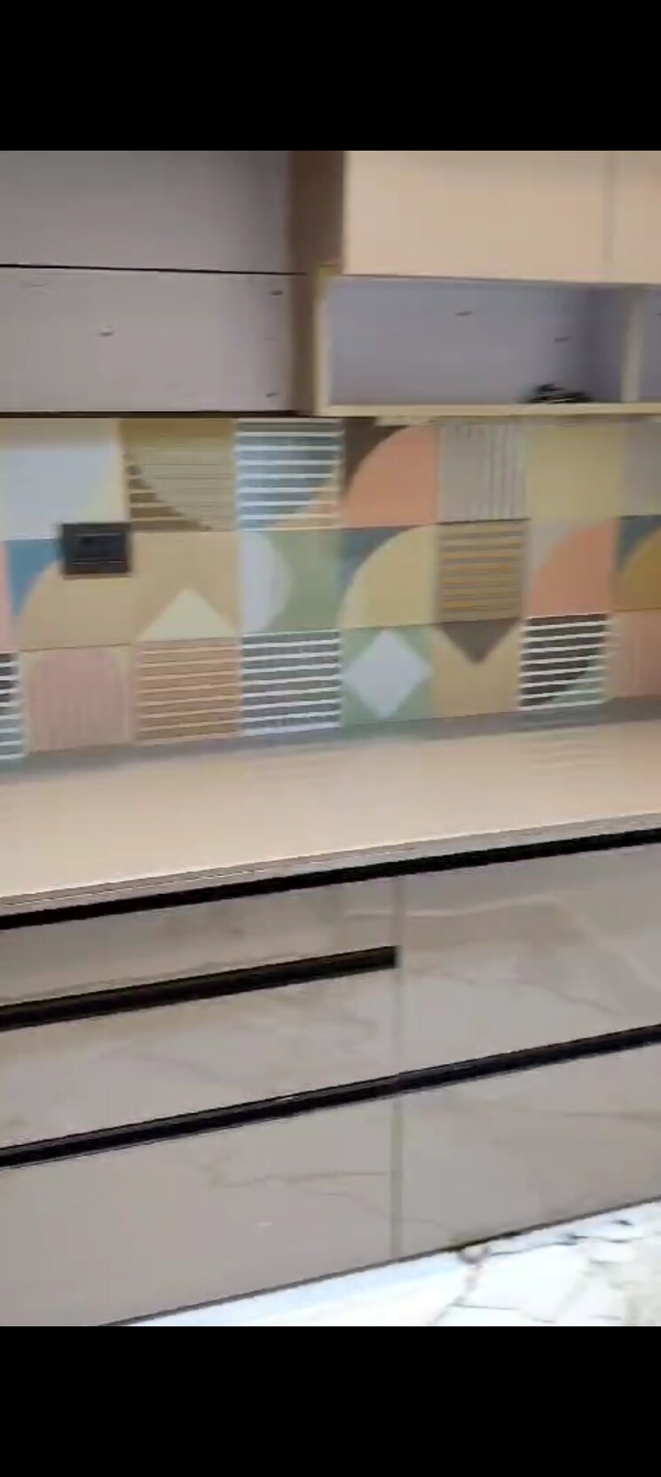 Bathroom, vaishali extension 2 Bedroom 100 Sq.Mt. Builder Floor In Vaishali Extension Ghaziabad 8461373