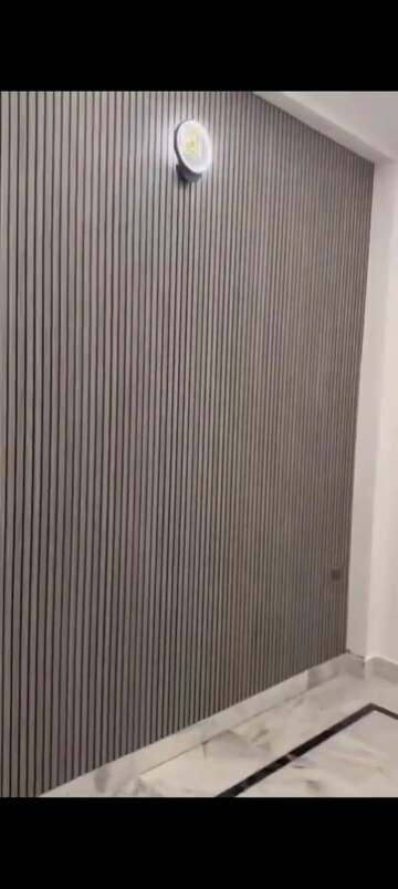 Bathroom in 3 BHK Builder Floor at Indrapuram – for Sale