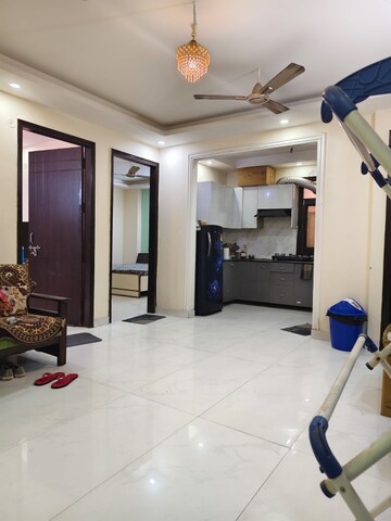 Master Bedroom in 3 BHK Builder Floor at Krishna Homes Gurgaon, Sector 14 – for Rent