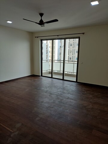 3 BHK Apartment For Sale in Tata Primanti-Tower Residences, Sector 72