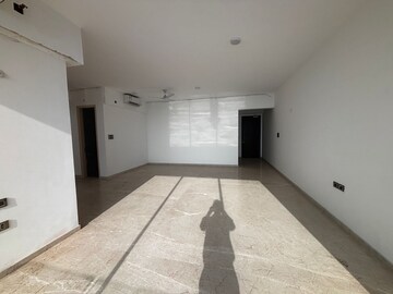 3.5 BHK Apartment For Rent in Marathon Monte South, Byculla West