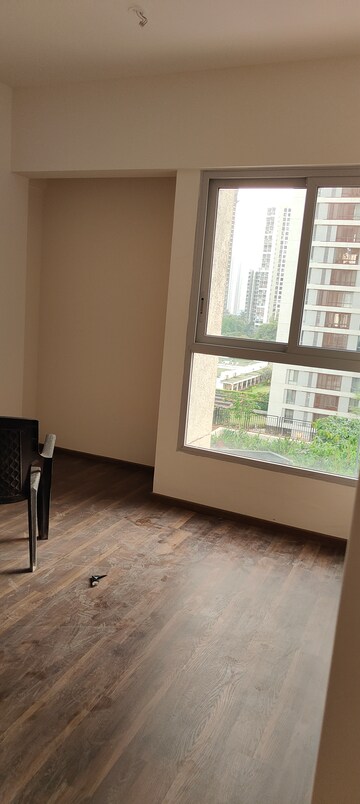 Bedroom in 2 BHK Apartment at Piramal Vaikunth, Balkum Pada – for Rent