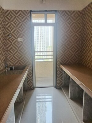 Bathroom in 2 BHK Apartment at Sheth Montana, Mulund West – for Sale