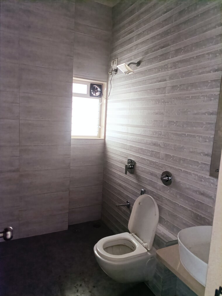 Bathroom, jvms-clermont 3 Bedroom 1088 Sq.Ft. Apartment In Mulund West Mumbai 8461531
