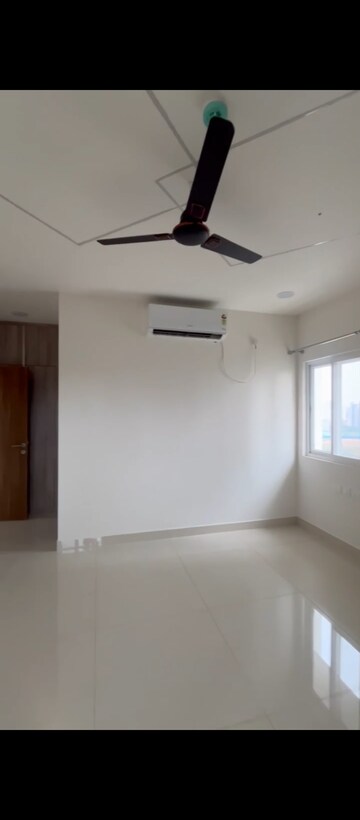 Master Bedroom in 3.5 BHK Apartment at Prestige Tranquil, Kokapet – for Rent