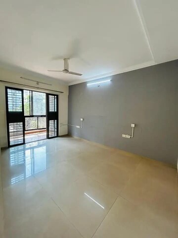 Room in 2 BHK Apartment at Konark Indrayu Enclave 2, Kondhwa – for Sale