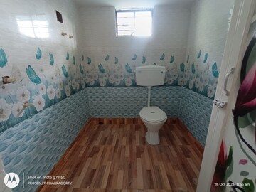 Bathroom in 2 BHK Apartment at Kolkatta Gpo – for Sale