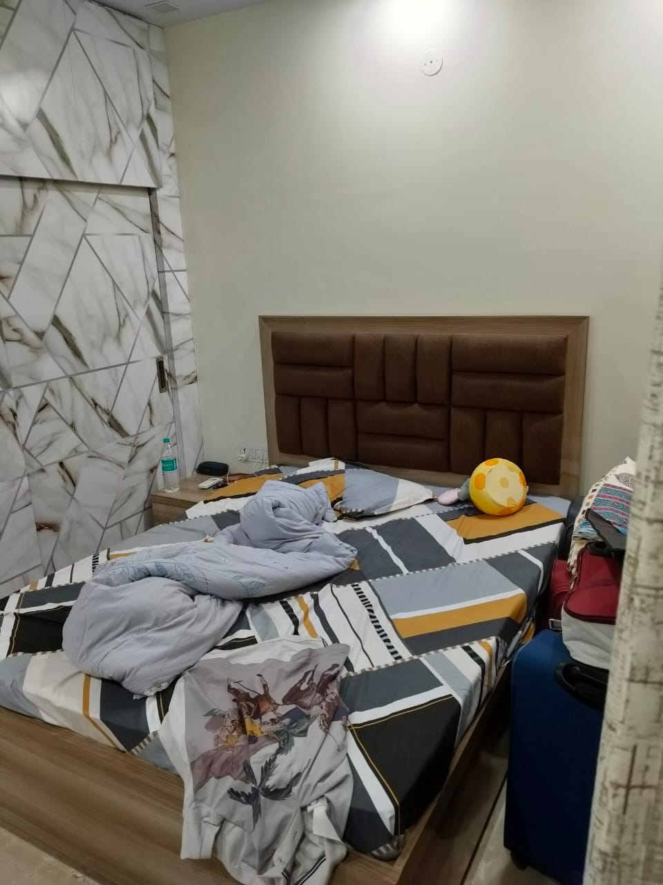 2.5 BHK + Pooja Room,Servant Room,Study Room,Extra Room Builder Floor For Sale in Block  A4 Paschim Vihar 