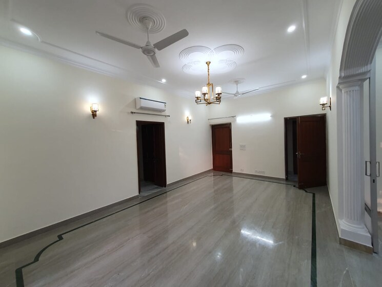 Room, boutique-residential-apartments-g-88 3 Bedroom 250 Sq.Yd. Builder Floor In Saket Delhi 8461581