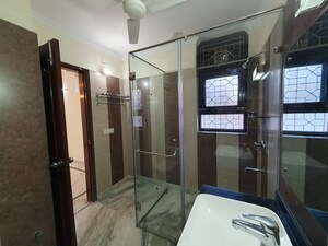 Attached Bathroom in 3 BHK Builder Floor at Boutique Residential Apartments G-88, Saket – for Sale