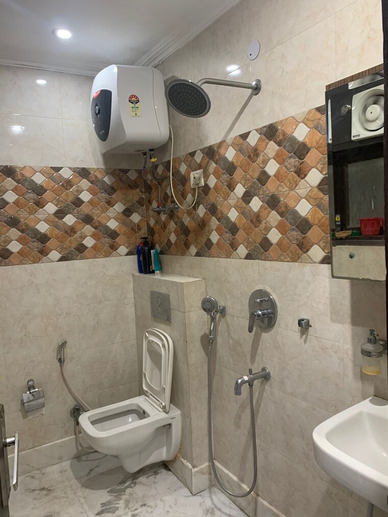 undefined, mehrauli 4 Bedroom 1500 Sq.Ft. Builder Floor In Mehrauli Delhi 8461594