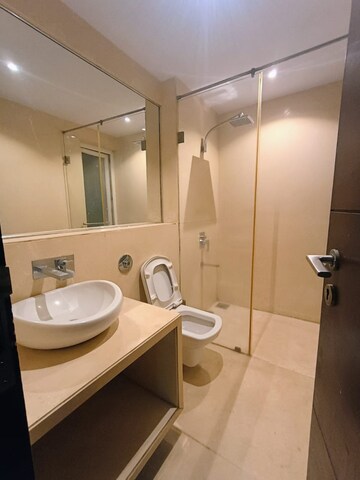 Building Lobby in 2 BHK Apartment at RNA Continental, Chembur – for Rent