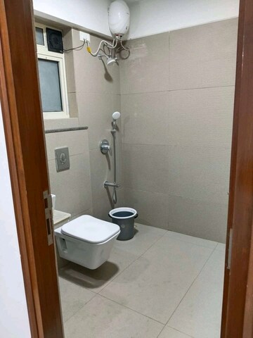 Master Bedroom in 4 BHK Apartment at Windsor Grande Residences, Andheri West – for Sale