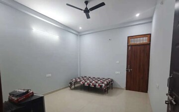 Floor Plan in 2 BHK Apartment at Hazratganj – for Rent