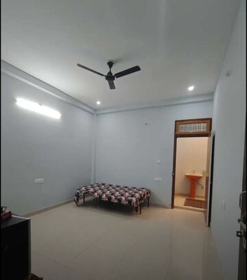 Floor Plan in 2 BHK Apartment at Hazratganj – for Rent