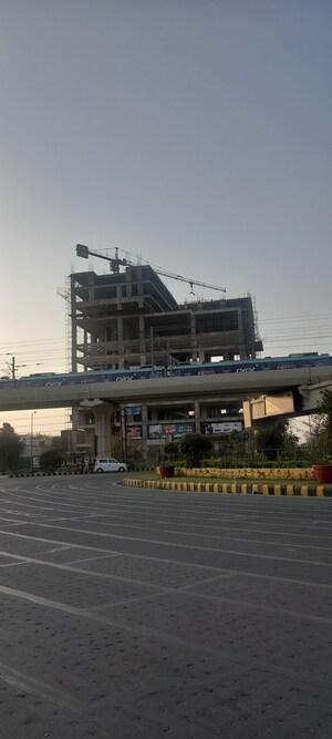  Shop For Sale in Govinda Pi City Center, Pi I And Ii Greater Noida