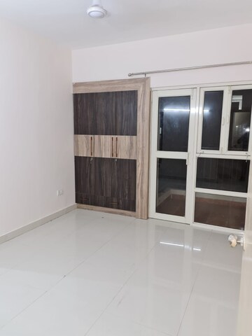 Master Bedroom in 2.5 BHK Apartment at Ramprastha Awho, Sector 95 – for Rent