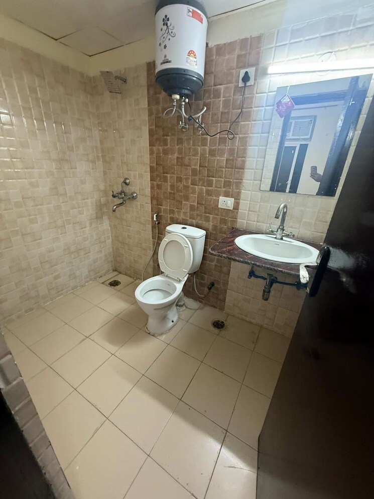 Attached Bathroom, aditya-urban-casa 4 Bedroom 2190 Sq.Ft. Apartment In Sector 78 Noida 8461710