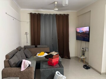 2.5 BHK Apartment For Rent in Omaxe R2, Gomti Nagar