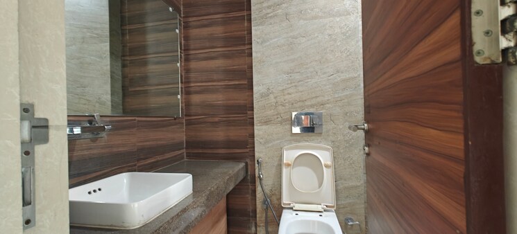 Bathroom, nahar-amrit-shakti-yvonne 3 Bedroom 1561 Sq.Ft. Apartment In Chandivali Mumbai 8461729