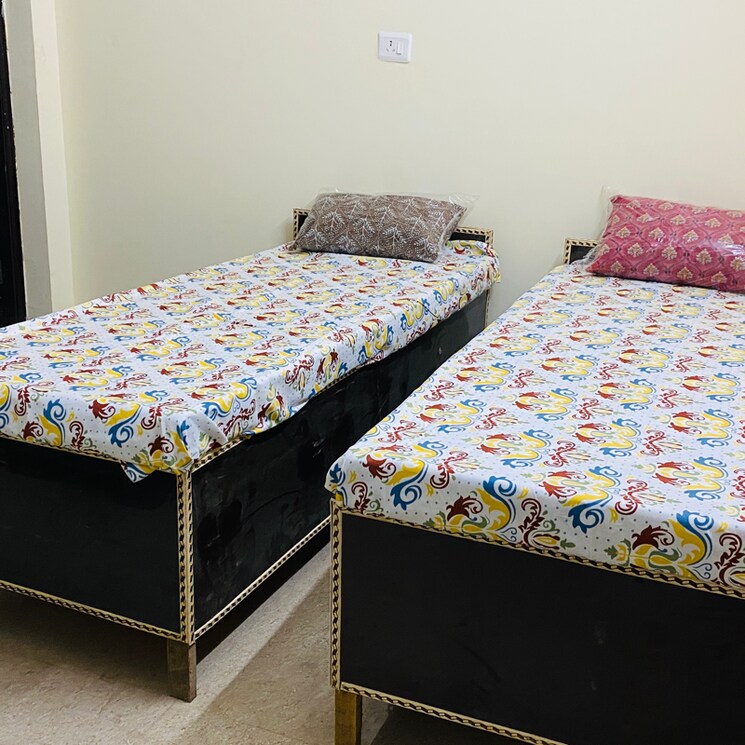 Bedroom, sector 58 Pg For Boys In Sector 58 8461798