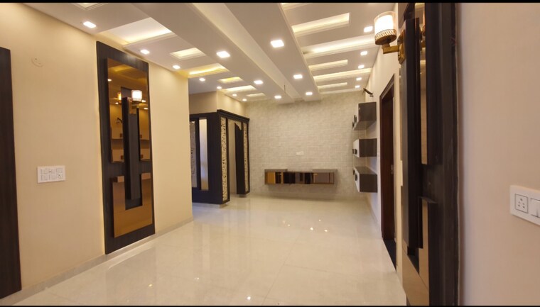 Master Bedroom, sunny enclave 5 Bedroom 200 Sq.Yd. Independent House In Sunny Enclave Mohali 8461897