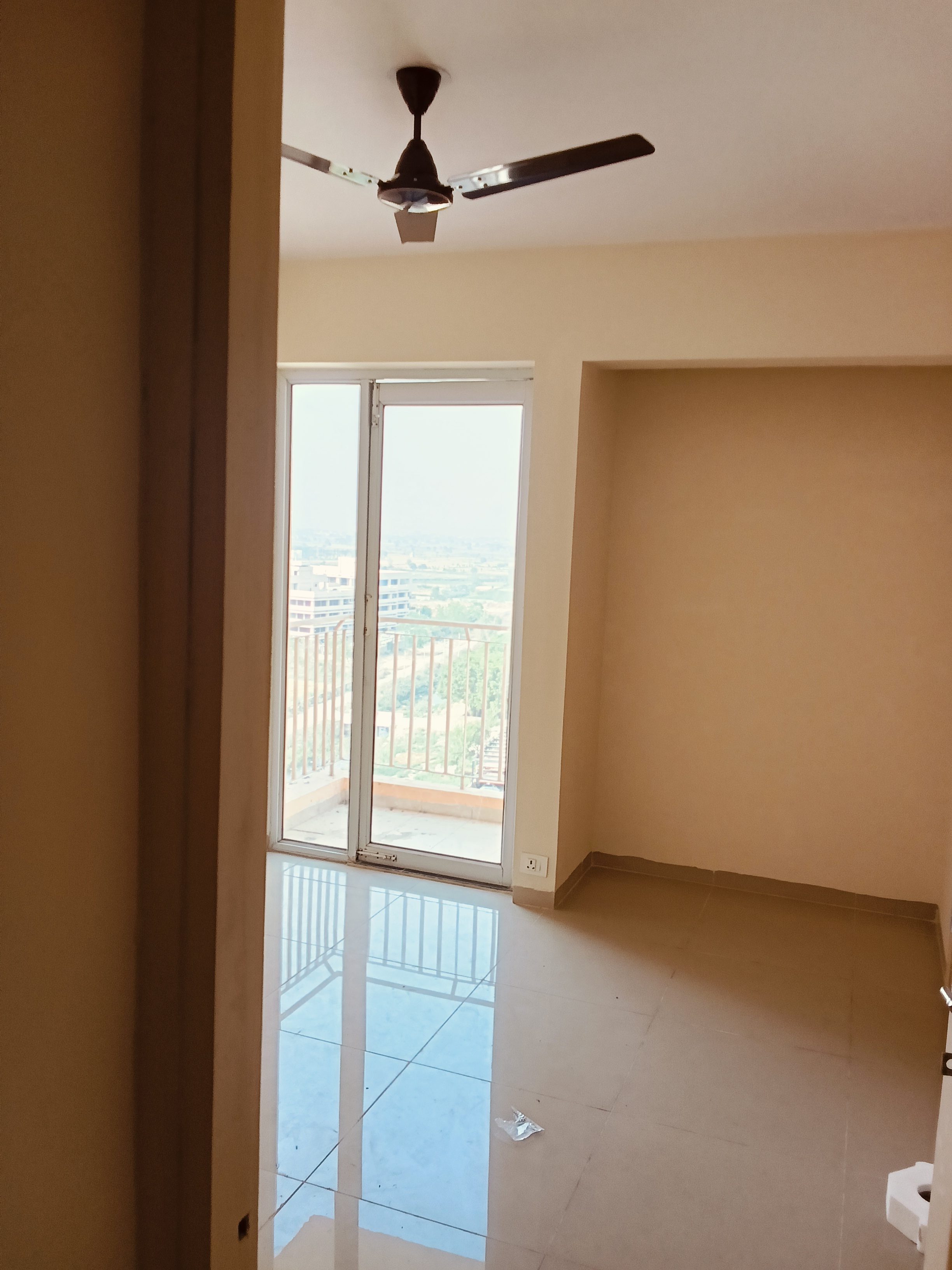 2 BHK + Pooja Room Apartment For Rent in Wave Dream Homes