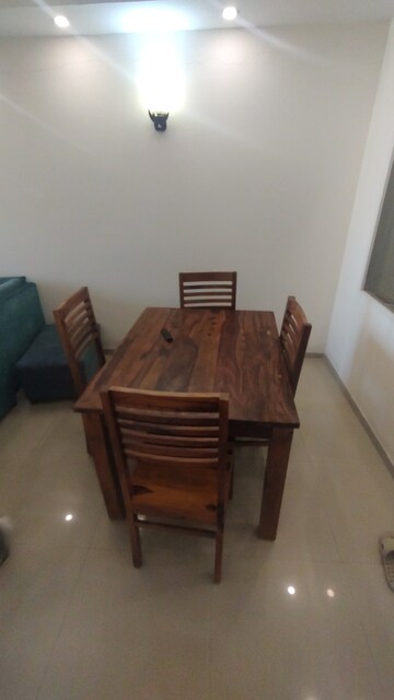 Bedroom in 2.5 BHK Apartment at Logix Blossom County, Sector 137 – for Rent