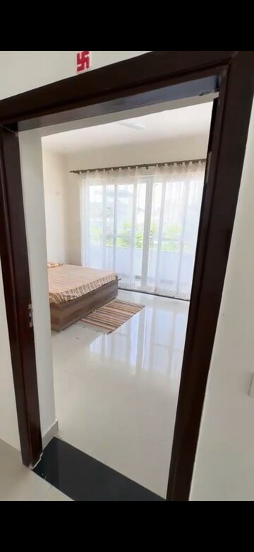 Furnished Amenities in 3 BHK Independent House at Sahastradhara Road – for Rent