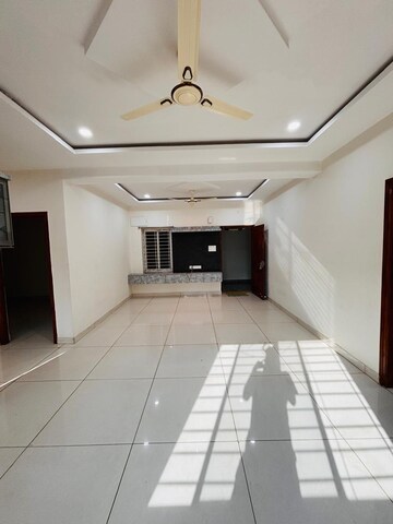 2 BHK Apartment For Rent in Raghavendra Arcade, Kondapur