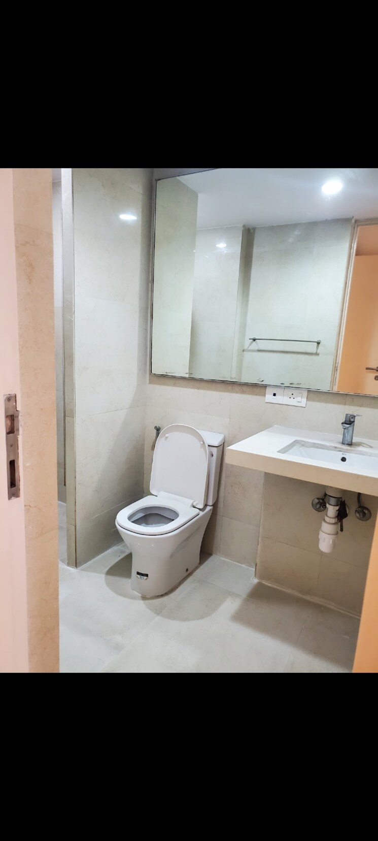 Bathroom, hiranandani-annora 3 Bedroom 1850 Sq.Ft. Apartment In Ghodbunder Road Thane 8462018