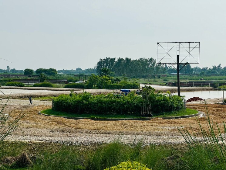 Garden, swastik-signature-park  1636 Sq.Ft. Plot In Sultanpur Road Lucknow 8462030