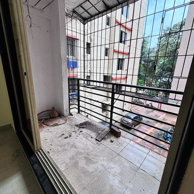 Balcony, shree-om-jay-maheshwar 1 Bedroom 651 Sq.Ft. Apartment In Kandarpada Mumbai 8462073