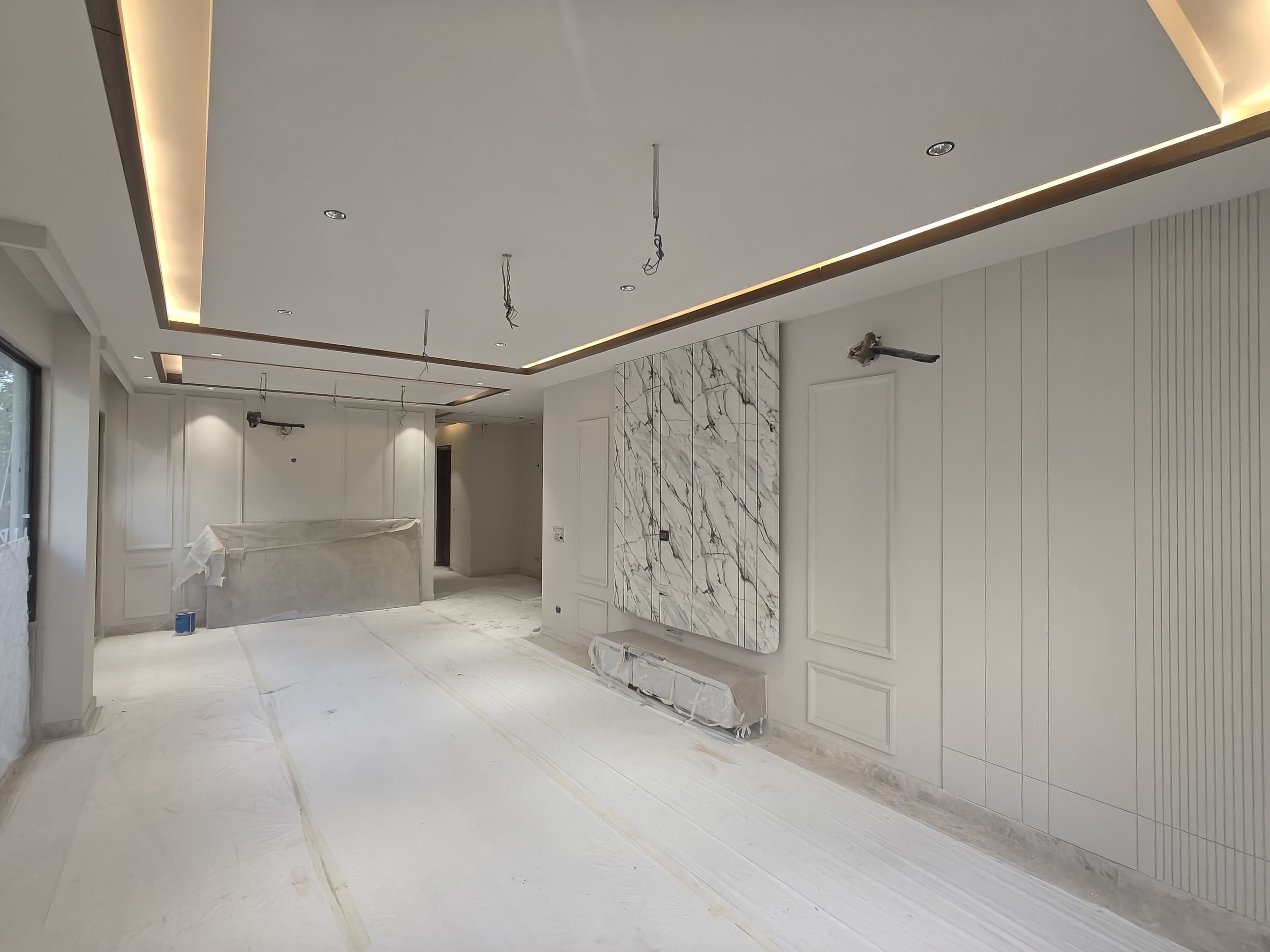 4 BHK + Servant Room Apartment For Sale in DLF The Belaire