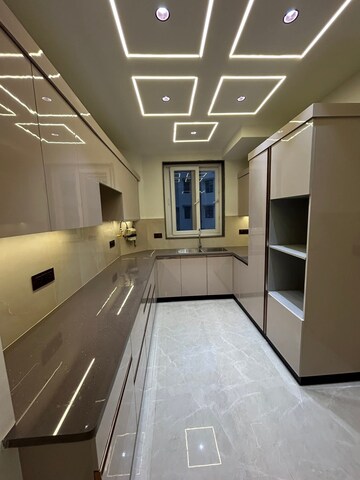 Kitchen in 4 BHK Apartment at Karuna Vihar Apartments, Sector 18 Dwarka – for Rent
