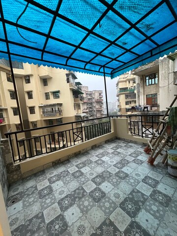 Balcony in 4 BHK Apartment at Karuna Vihar Apartments, Sector 18 Dwarka – for Rent