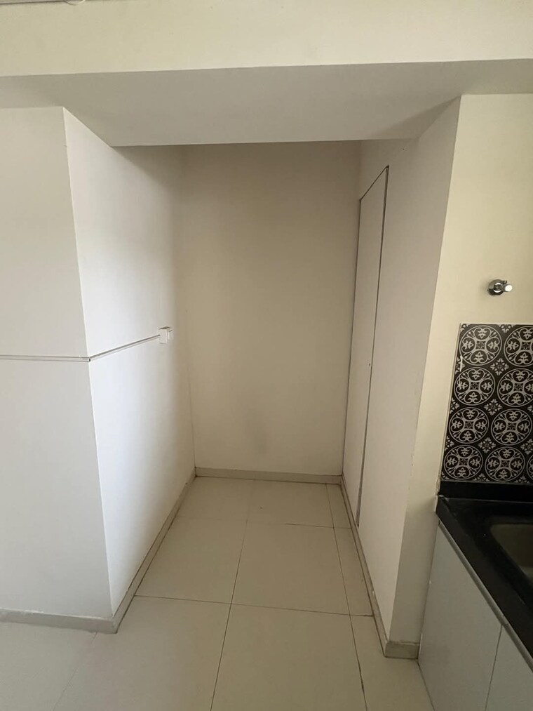 undefined, lodha-kolshet 2 Bedroom 756 Sq.Ft. Apartment In Kolshet Road Thane 8462141