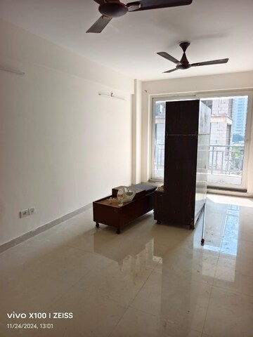 3 BHK Apartment For Rent in Solutrean Caladium, Sector 109