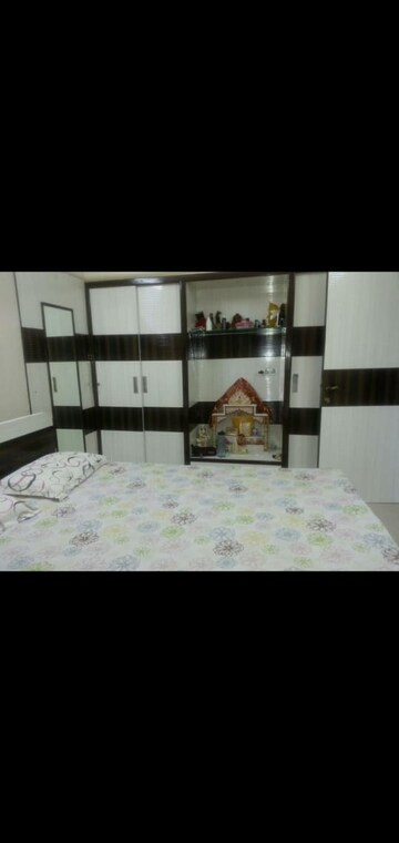 Room in 3 BHK Apartment at Sai Dham CHS Nerul Sector 6, Nerul Sector 6 – for Rent