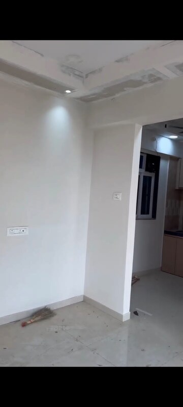 Furnished Amenities in 1 BHK Apartment at New Ocean View, Andheri West – for Rent